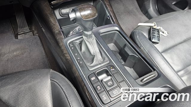Kia Sorento Diesel 2.0 4WD Noblesse Special 2016 — фото 9