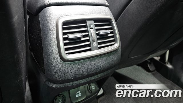 Kia Sorento Diesel 2.0 4WD Noblesse Special 2016 — фото 32