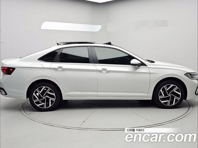 Volkswagen Jetta (VII) 1.5 TSI Prestige 2023 — фото 2