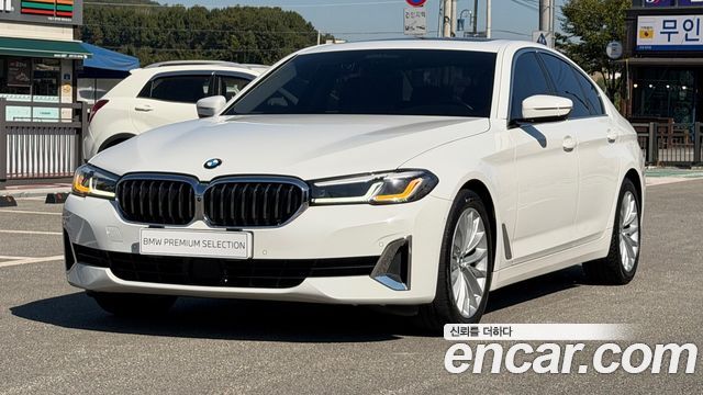 BMW 5 Series (G30) 520i Luxury 2023 — фото 1