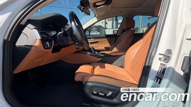 BMW 5 Series (G30) 520i Luxury 2023 — фото 10