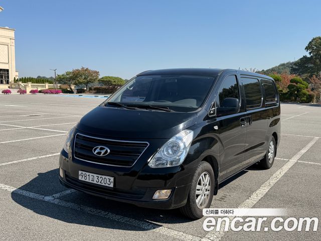 Hyundai Grand Starex 3-Seater VAN Smart 2017 — фото 2
