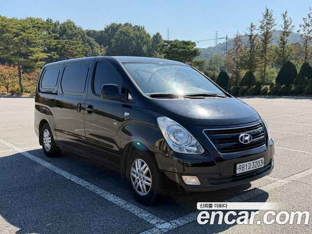 Hyundai Grand Starex 3-Seater VAN Smart 2017 — фото 3