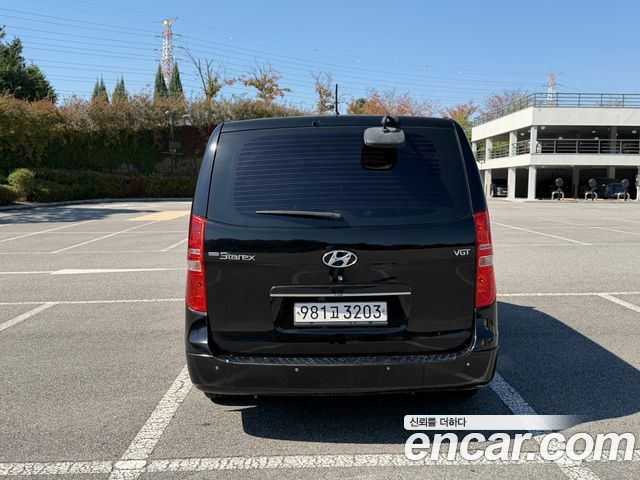 Hyundai Grand Starex 3-Seater VAN Smart 2017 — фото 8