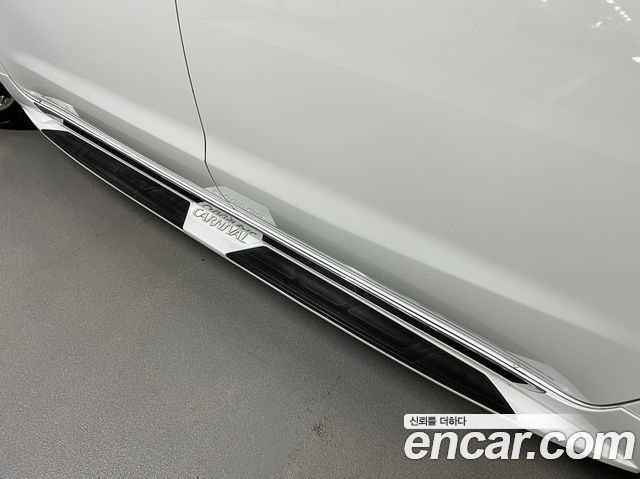 Kia Carnival 9-seater Prestige 2015 — фото 22