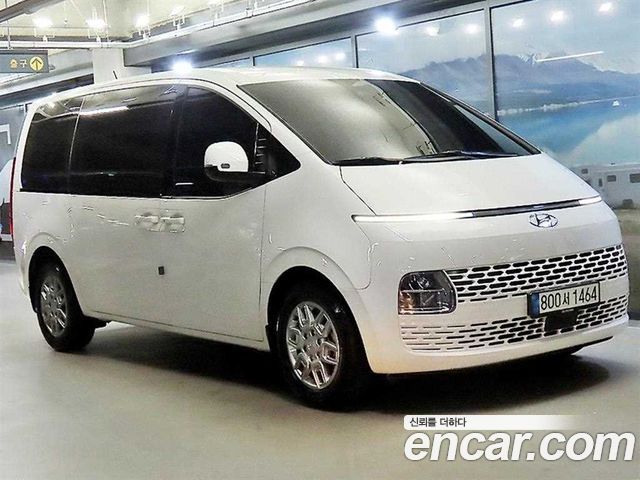 Hyundai Staria L3.5 Cargo 3-Seater Modern 2024 — фото 1