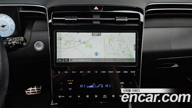Hyundai Tucson (NX4) Gasoline 1.6 Turbo 2WD Inspiration 2021 — фото 18