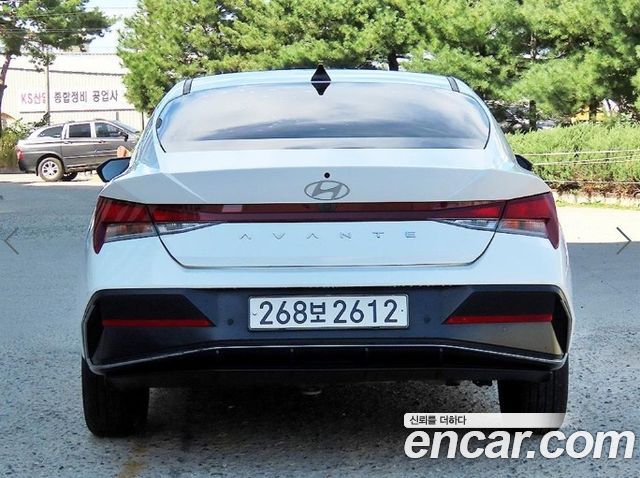 Hyundai Avante (CN7) 1.6 Modern 2024 — фото 4