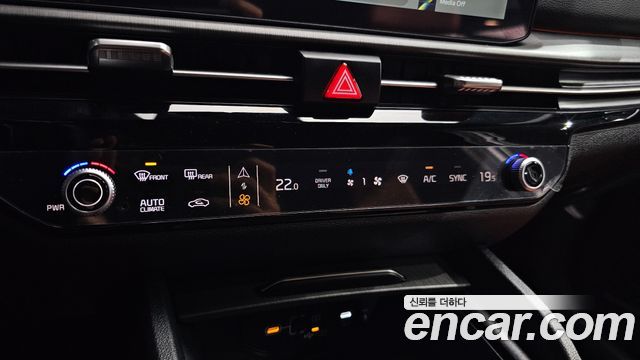 Kia Sportage Hybrid (V) HEV 1.6 2WD Signature 2025 — фото 19