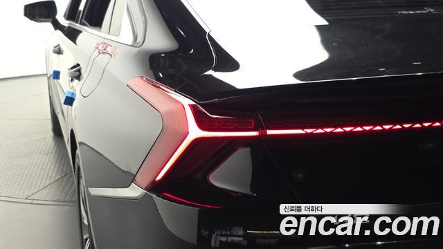 Kia K8 Hybrid Signature 2023 — фото 23