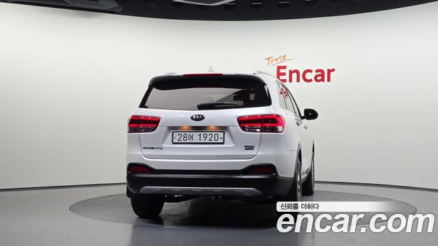 Kia Sorento Diesel 2.0 4WD Noblesse Special 2016 — фото 4