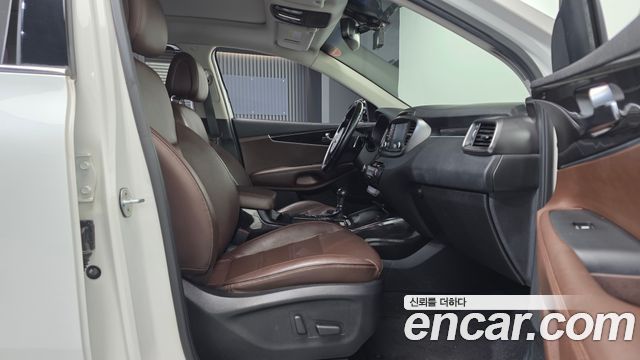 Kia Sorento Diesel 2.0 4WD Noblesse Special 2016 — фото 11