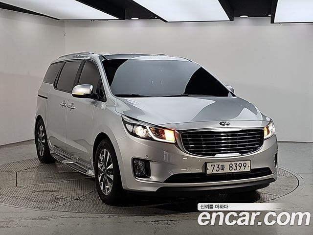 Kia Carnival 11-seater Prestige 2015 — фото 2