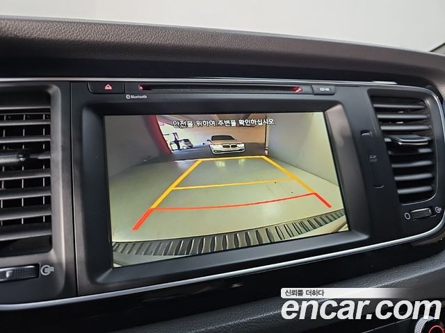 Kia Carnival 11-seater Prestige 2015 — фото 19