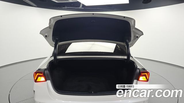 Kia K5 (III) 1.6 Turbo Signature 2020 — фото 20