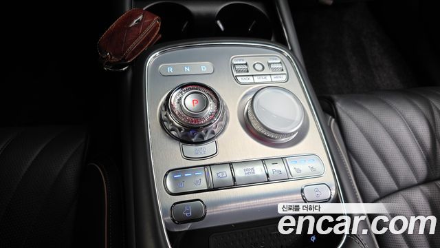 Genesis G90 (RS4) Gasoline 3.5 Turbo AWD 2023 — фото 9