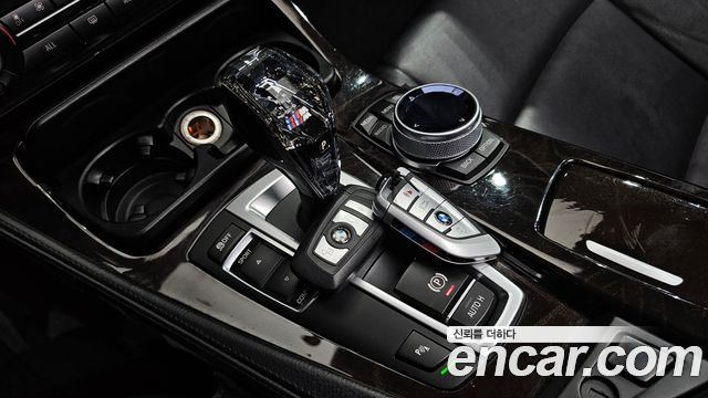BMW 5 Series (F10) 520d 2013 — фото 9