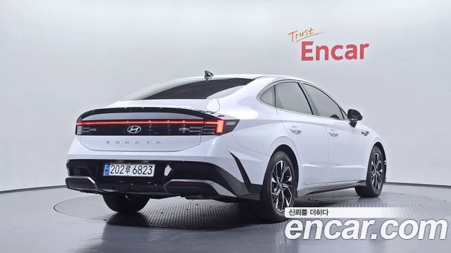 Hyundai Sonata The Edge (DN8) 1.6 Turbo Premium 2024 — фото 2