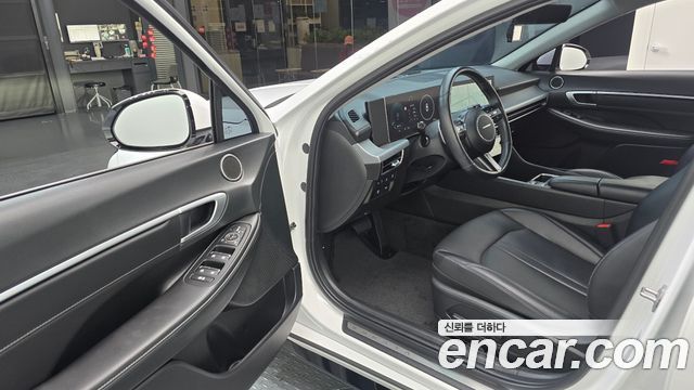 Hyundai Sonata The Edge (DN8) 1.6 Turbo Premium 2024 — фото 10