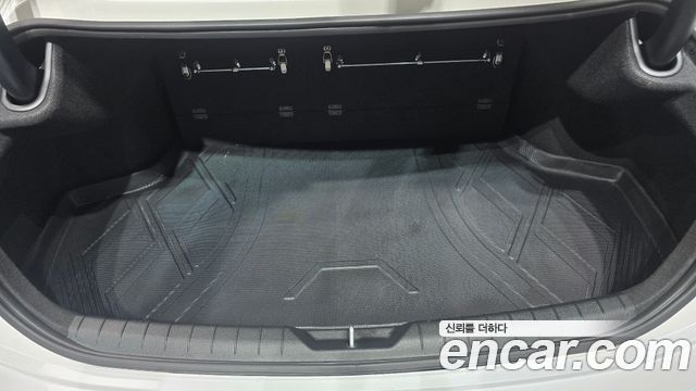 Hyundai Sonata The Edge (DN8) 1.6 Turbo Premium 2024 — фото 29