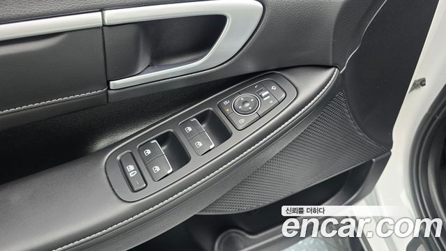 Hyundai Sonata The Edge (DN8) 1.6 Turbo Premium 2024 — фото 30