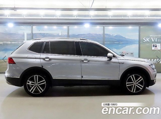 Volkswagen Tiguan Allspace 2.0 TDI Prestige 2020 — фото 3