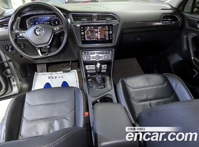 Volkswagen Tiguan Allspace 2.0 TDI Prestige 2020 — фото 10