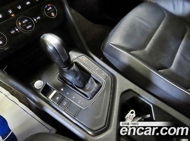 Volkswagen Tiguan Allspace 2.0 TDI Prestige 2020 — фото 16