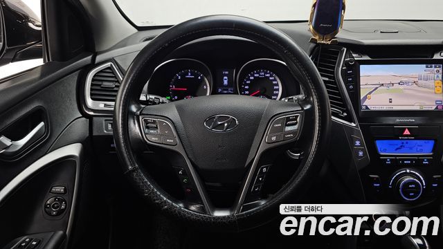 Hyundai Santa Fe (DM) Diesel(e-VGT) 2.0 2WD Premium 2015 — фото 13