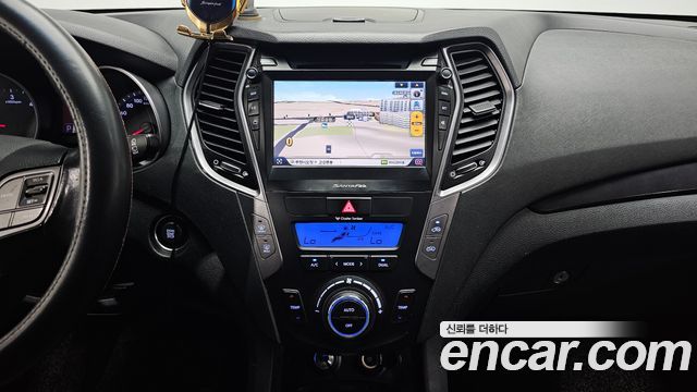 Hyundai Santa Fe (DM) Diesel(e-VGT) 2.0 2WD Premium 2015 — фото 14