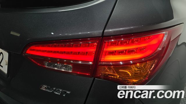 Hyundai Santa Fe (DM) Diesel(e-VGT) 2.0 2WD Premium 2015 — фото 23
