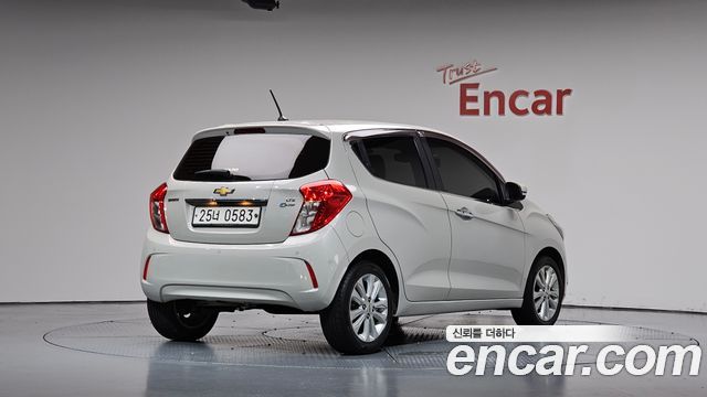 Chevrolet Next Spark LTZ 2017 — фото 2