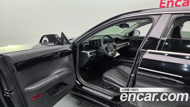 Hyundai Grandeur (GN7) 2,5 Gasoline 2WD Premium 2023 — фото 10