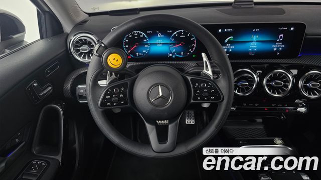Mercedes-Benz A-Class (W177) A250 4MATIC Sedan 2020 — фото 13