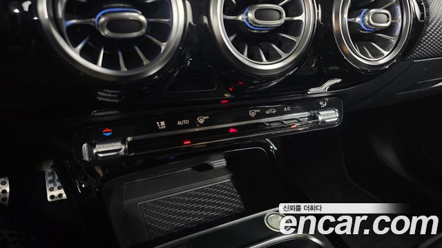 Mercedes-Benz A-Class (W177) A250 4MATIC Sedan 2020 — фото 32