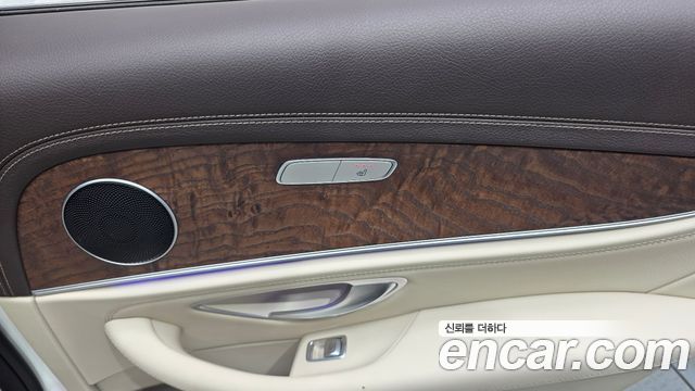 Mercedes-Benz E-Class (W213) E300 4MATIC Exclusive 2017 — фото 18