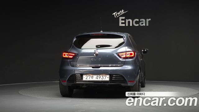 Renault Korea Clio Intens 2018 — фото 4