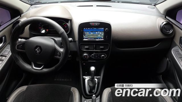 Renault Korea Clio Intens 2018 — фото 7