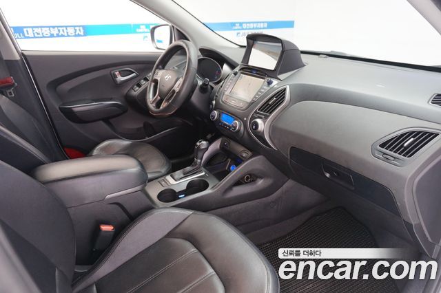Hyundai Tucson ix Diesel(e-VGT) 2WD Smart special 2014 — фото 6