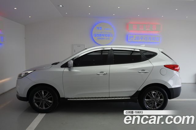 Hyundai Tucson ix Diesel(e-VGT) 2WD Smart special 2014 — фото 17