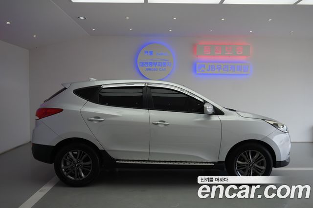 Hyundai Tucson ix Diesel(e-VGT) 2WD Smart special 2014 — фото 18