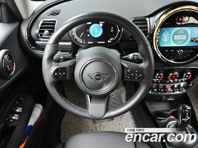 MINI Cooper Clubman Classic 2nd 2024 — фото 17