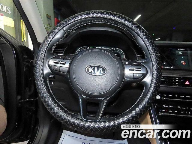 Kia K7 Premier 2.5 GDI Noblesse 2020 — фото 16