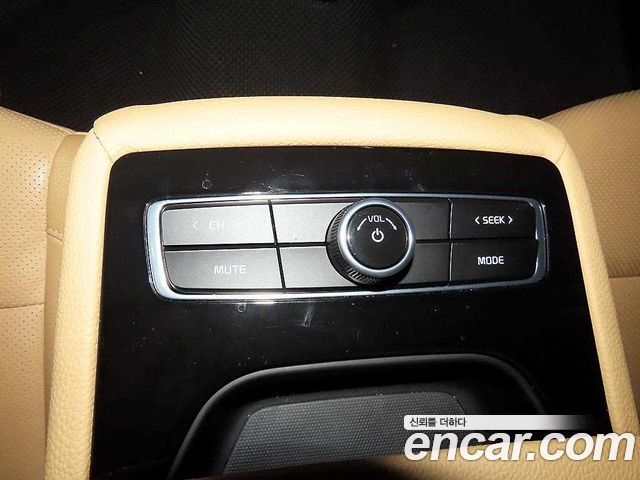 Kia K7 Premier 2.5 GDI Noblesse 2020 — фото 19