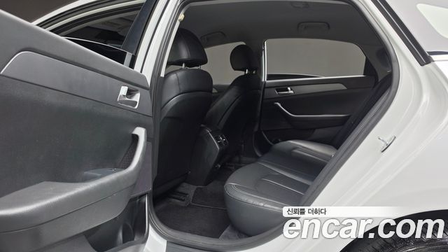 Hyundai Sonata New Rise LPI Style 2019 — фото 18