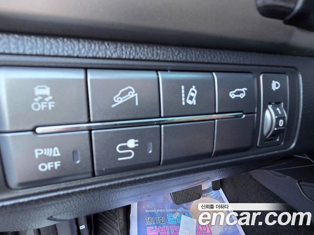 KG Mobility (SsangYong) G4 Rexton Diesel 2.2 2WD Majesty 2018 — фото 18