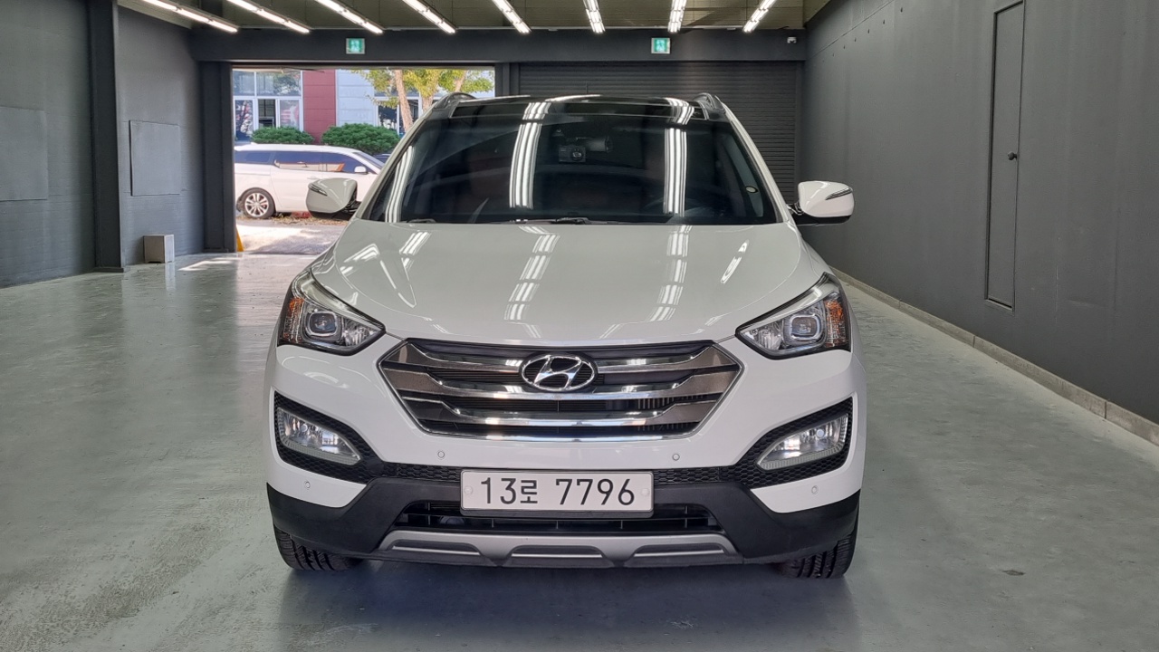 Hyundai Santa Fe (DM) Diesel(e-VGT) 2.0 2WD Exclusive Special 2014 — фото 3