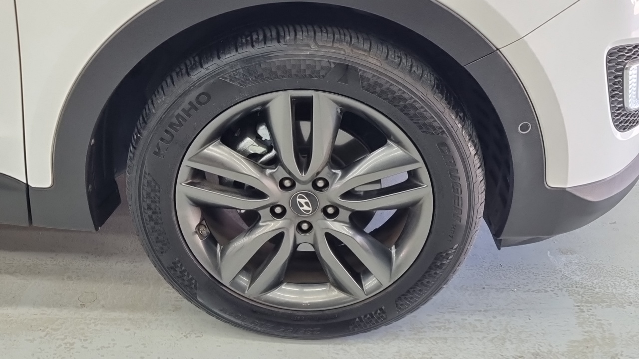 Hyundai Santa Fe (DM) Diesel(e-VGT) 2.0 2WD Exclusive Special 2014 — фото 5