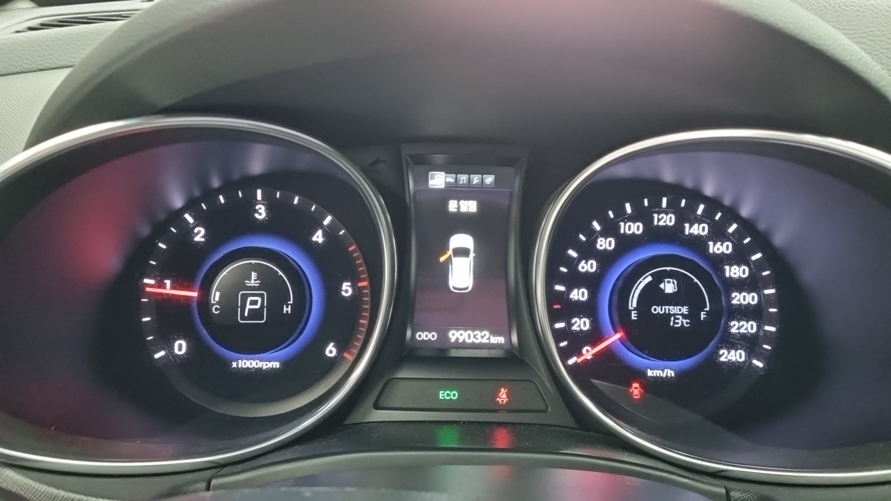 Hyundai Santa Fe (DM) Diesel(e-VGT) 2.0 2WD Exclusive Special 2014 — фото 8