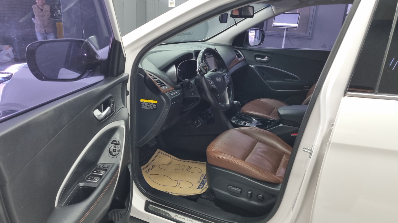 Hyundai Santa Fe (DM) Diesel(e-VGT) 2.0 2WD Exclusive Special 2014 — фото 10